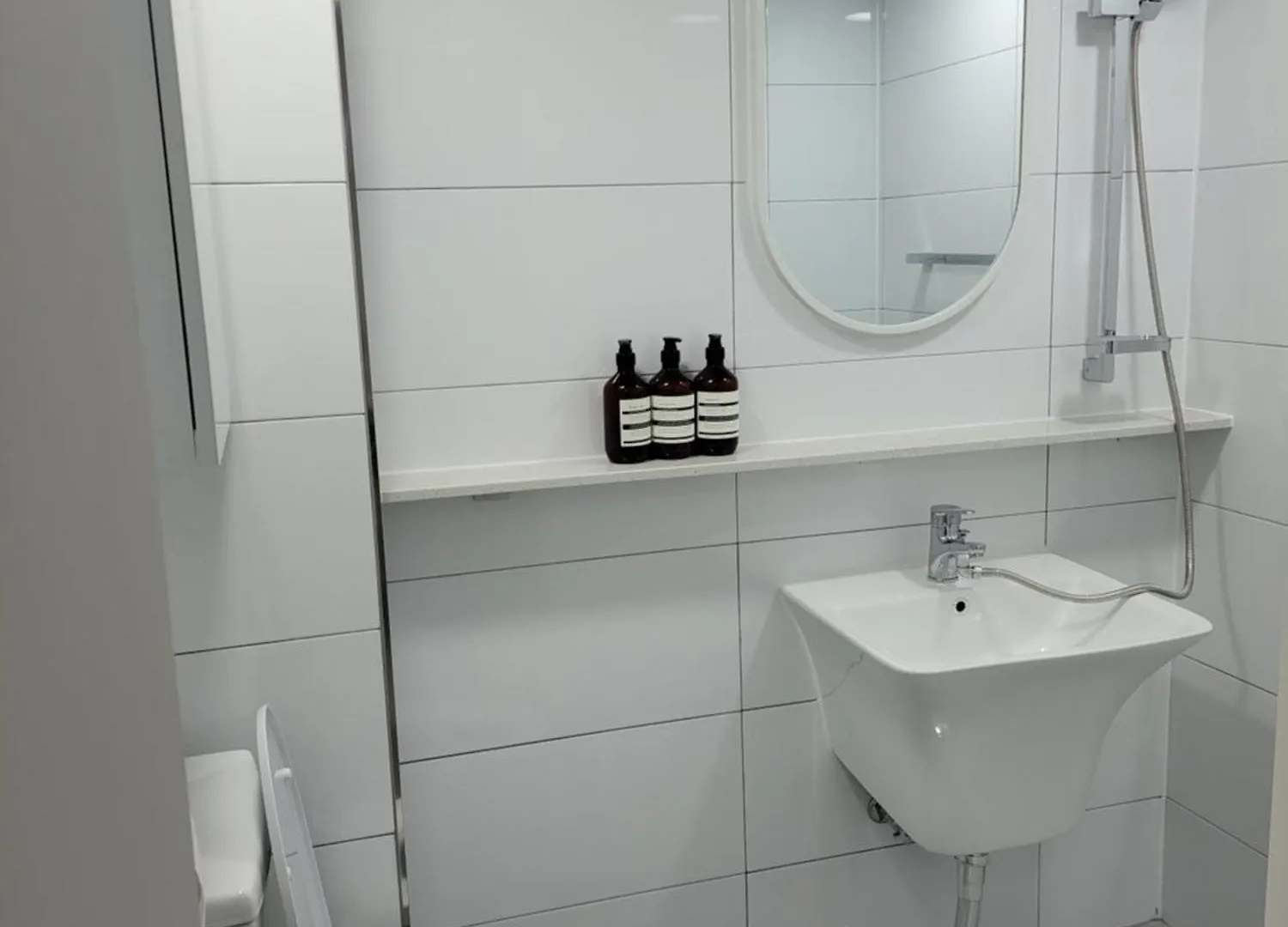 Newly Renovated Apartment Center Of Seoul #10